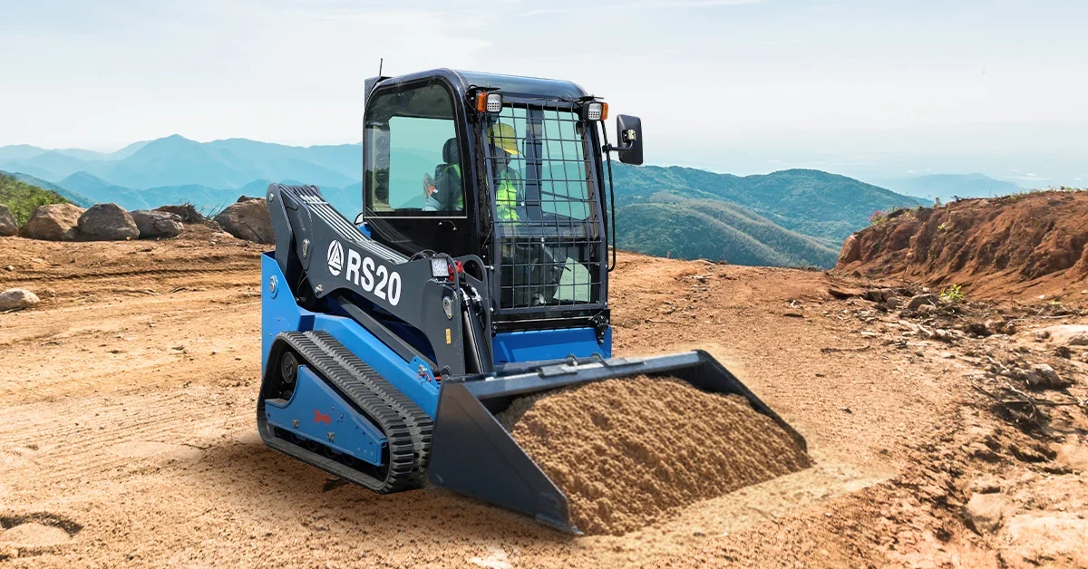 Wheeled or Tracked? How to Choose Your Chinese Skid Steer Configuration (Without Regret)